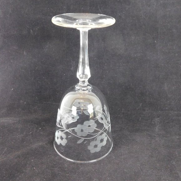 Set of 2 Libbey Glass Glenmore Etched Water Goblet 7 inches tall Vintage - Picture 7 of 11